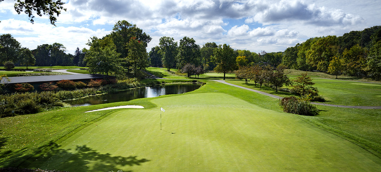 Hole 10 Green 2