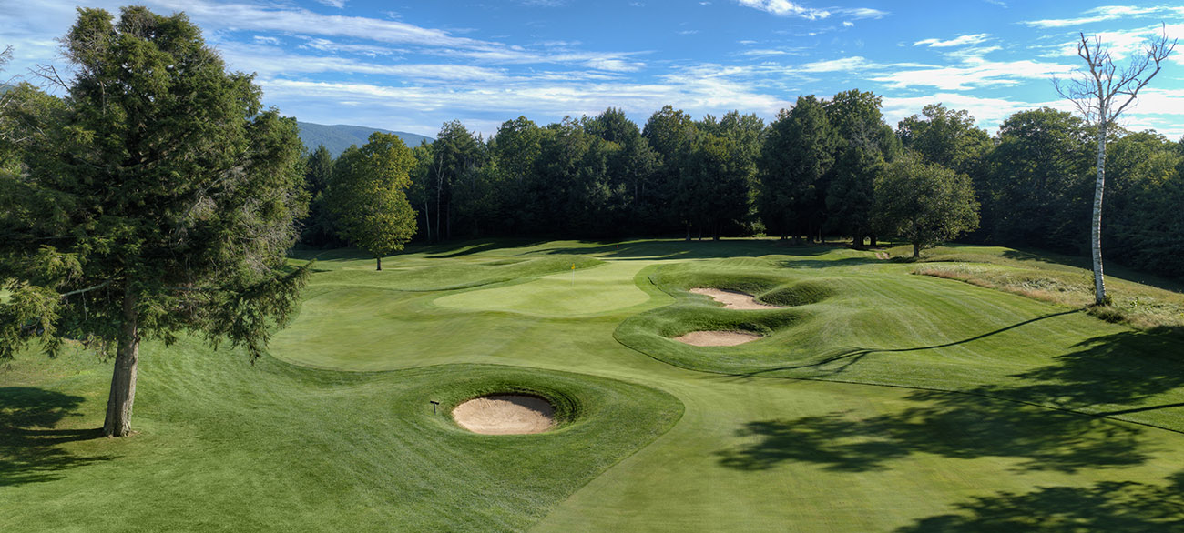 Hole 11 Approach