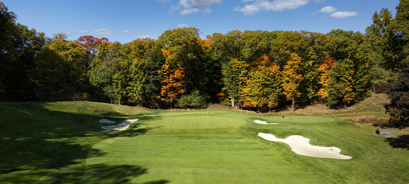 Hole 11 Green Fall