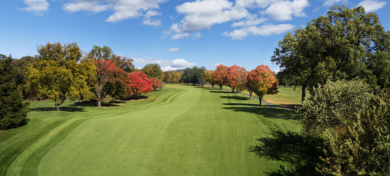 Hole 1 Tee Fall